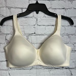 Vanity Fair Body Caress Wire-Free Bra Style 72335 Size 40D Ivory